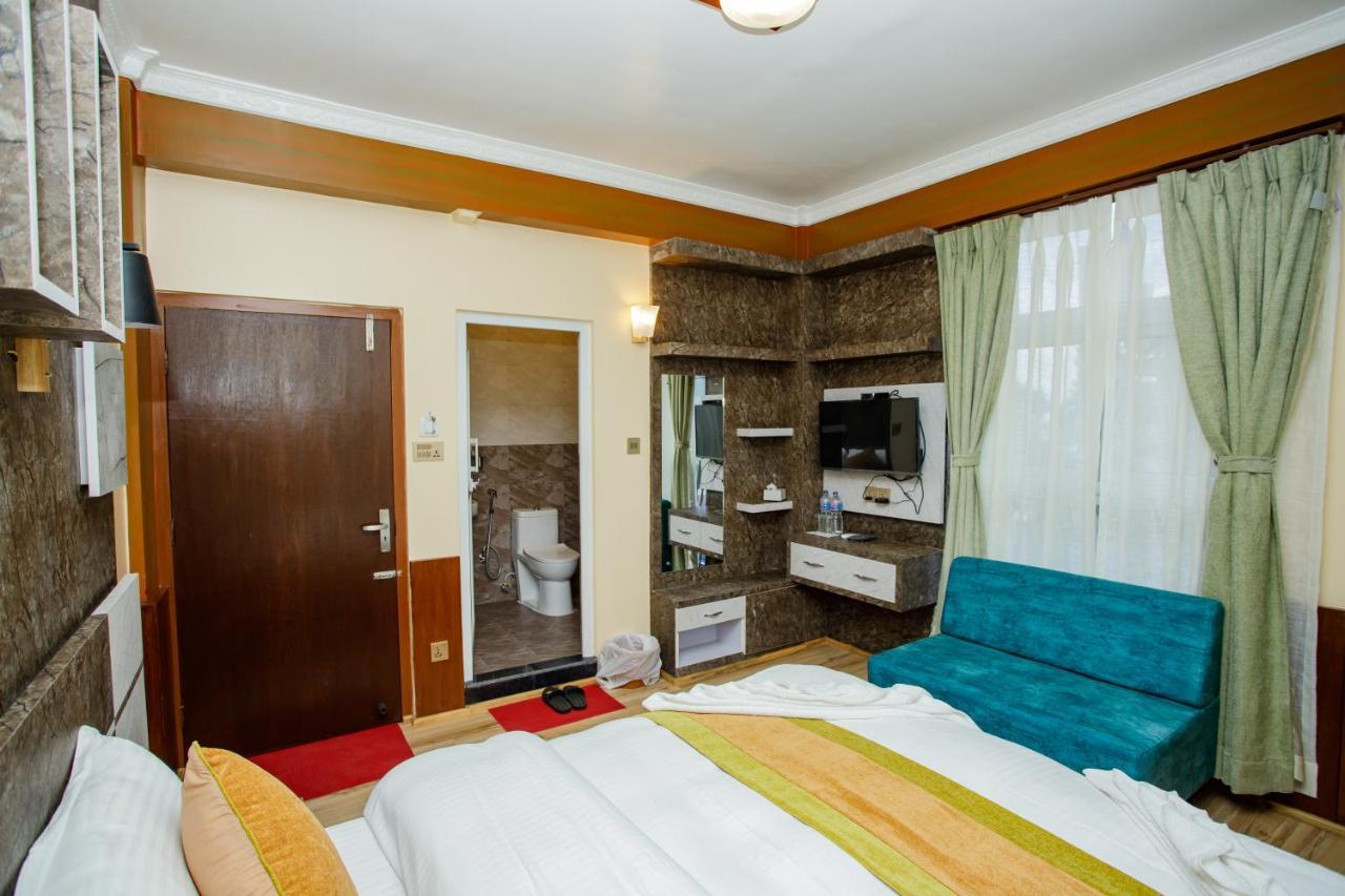 Gauri Shankar Hotel 纳加阔特 外观 照片